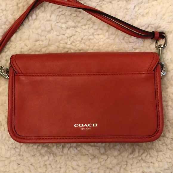 Coach Classic Small Orange Bag. - Picture 7 of 7